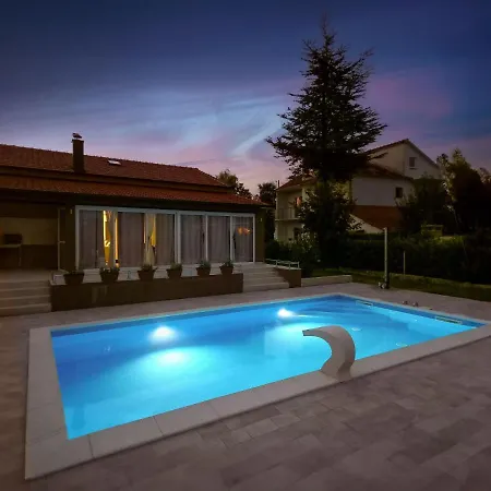 Holiday Nena By Interhome Semesterbostad Trilj