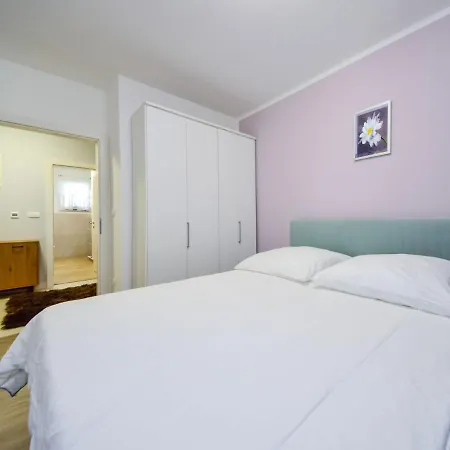 Holiday Nena By Interhome Semesterbostad *