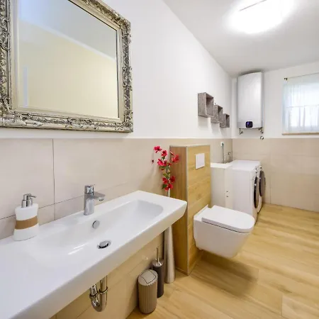 Semesterbostad Holiday Nena By Interhome Trilj